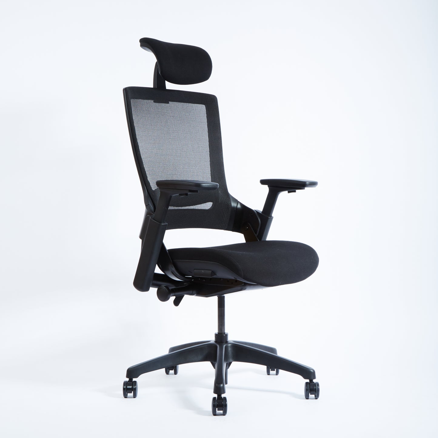 เก้าอี้ทำงานเพื่อสุขภาพ Ergonomic รุ่น Signature Series ตัวจบ คุ้มค่า  รับประกัน 3 ปีเต็ม – Dreamdesk